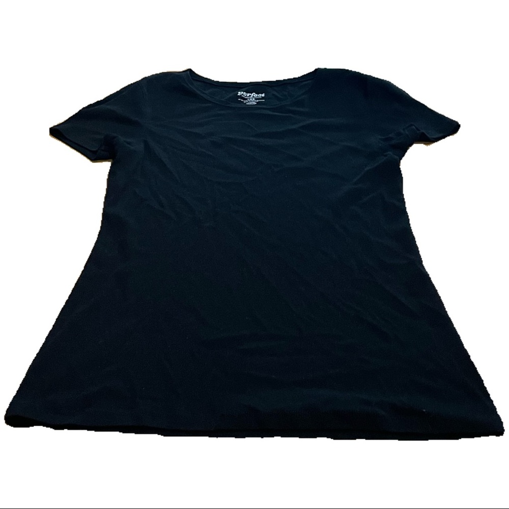 large black perfect shirt